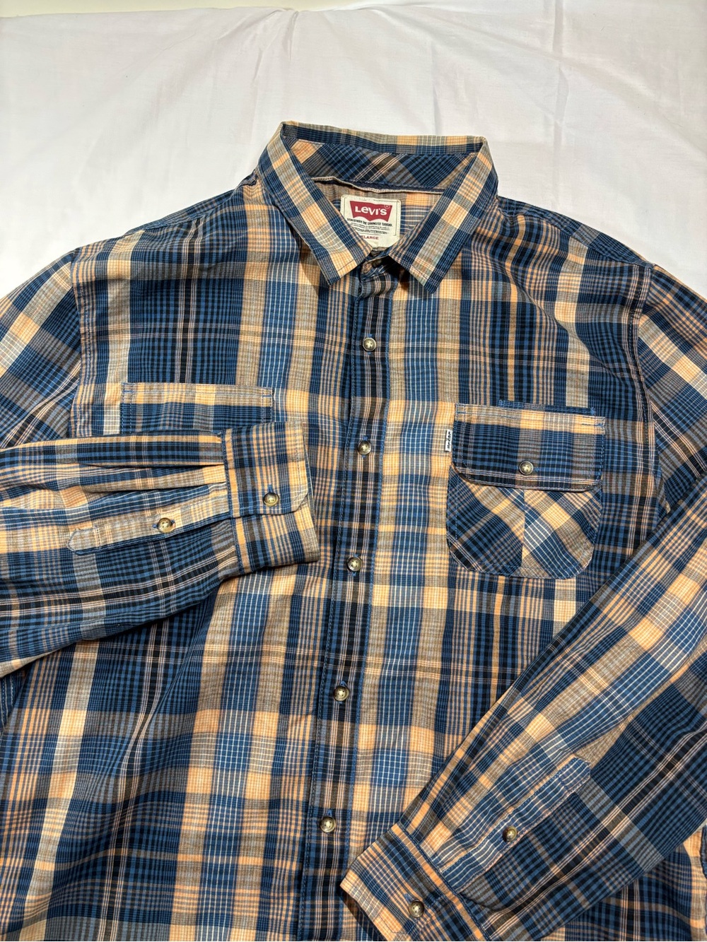 Levi's Men's Navy & Tan Plaid Button-Down Shirt
